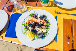 Антипасто: салат из морепродуктов